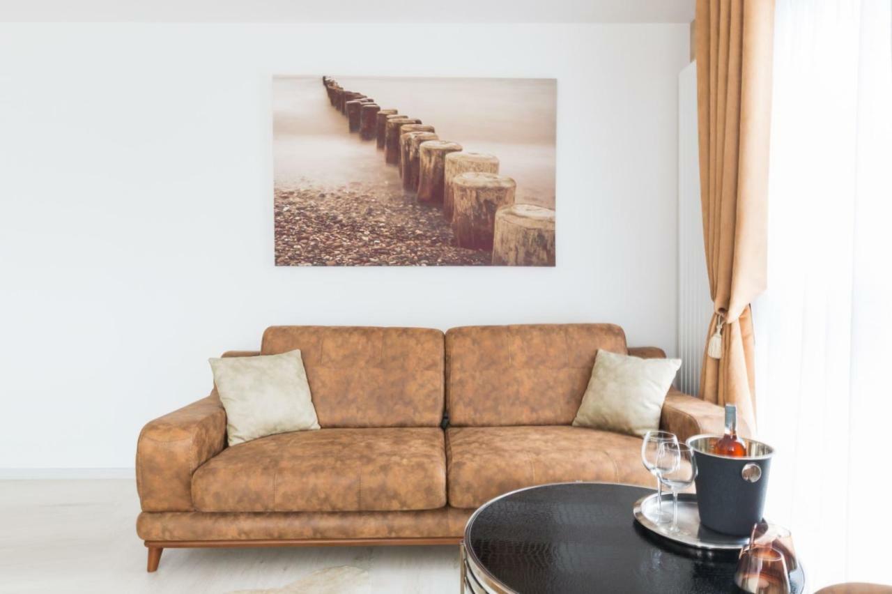 Apartment Alonisos Lux Braşov Esterno foto